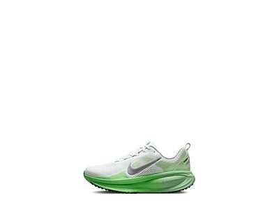 Nike Women's Vomero 18