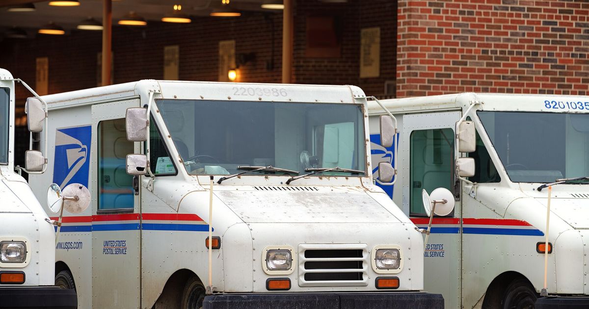 2026 Holiday Shipping Deadlines: USPS Send-By Dates for Christmas
